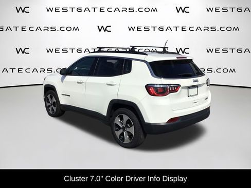 Used 2018 Jeep Compass Latitude w/ Popular Equipment Group FWD image 8