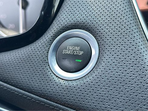 Used 2024 Cadillac XT5 Premium Luxury image 24