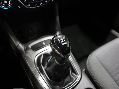 Used 2018 Chevrolet Cruze LT FWD image 19
