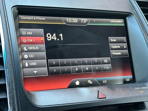 Used 2014 Ford Taurus Limited FWD image 19
