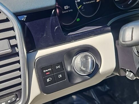 Used 2019 Porsche Cayenne E-Hybrid image 20