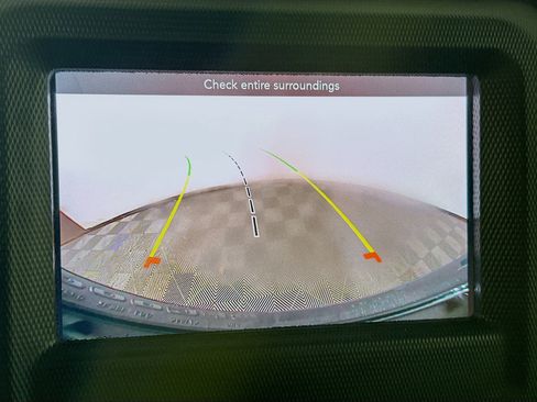 Used 2023 Jeep Wrangler Willys image 13