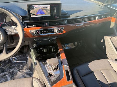 Used 2023 Audi A4 2.0T Premium w/ Convenience Package image 30