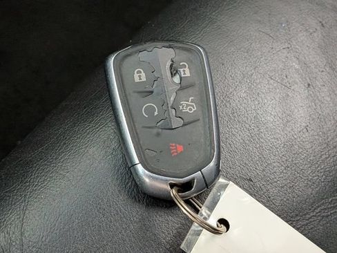 Used 2019 Cadillac XTS Luxury FWD image 35