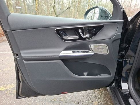 Used 2026 Mercedes-Benz GLC 300 4MATIC image 10
