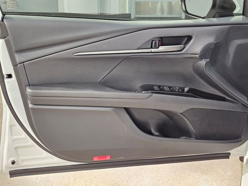 New 2026 Toyota Camry SE FWD image 11