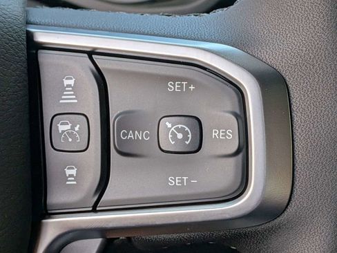 New 2026 RAM 1500 4x4 Crew Cab image 28