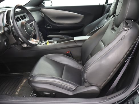 Used 2011 Chevrolet Camaro SS w/ RS Package RWD image 7