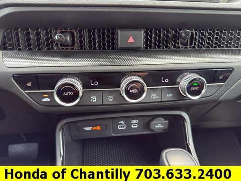 Used 2025 Honda CR-V Sport image 16