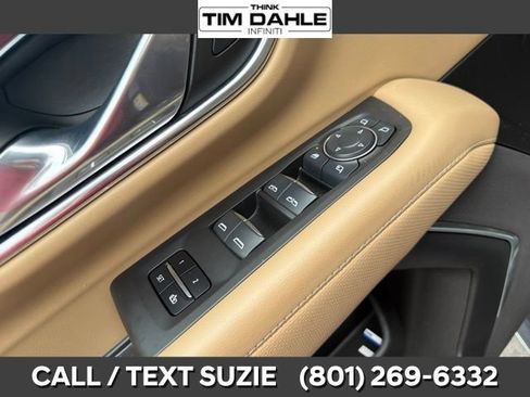 Used 2024 Chevrolet Tahoe Premier AWD/4WD image 13