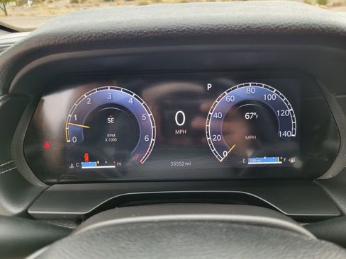 Used 2024 Jeep Grand Cherokee Altitude image 21