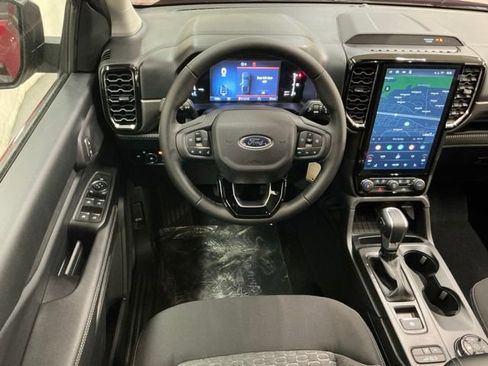 New 2026 Ford Ranger XLT w/ Equipment Group 301A High image 13