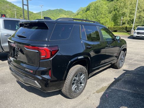 New 2026 GMC Terrain AT4 w/ Technology Package II AWD/4WD image 3