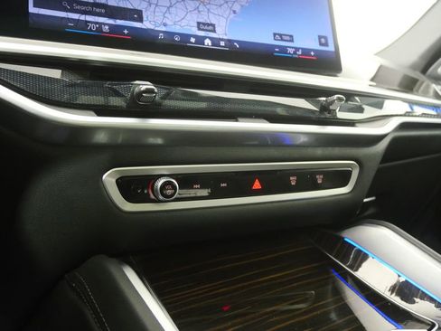 Used 2025 BMW X6 xDrive40i image 27