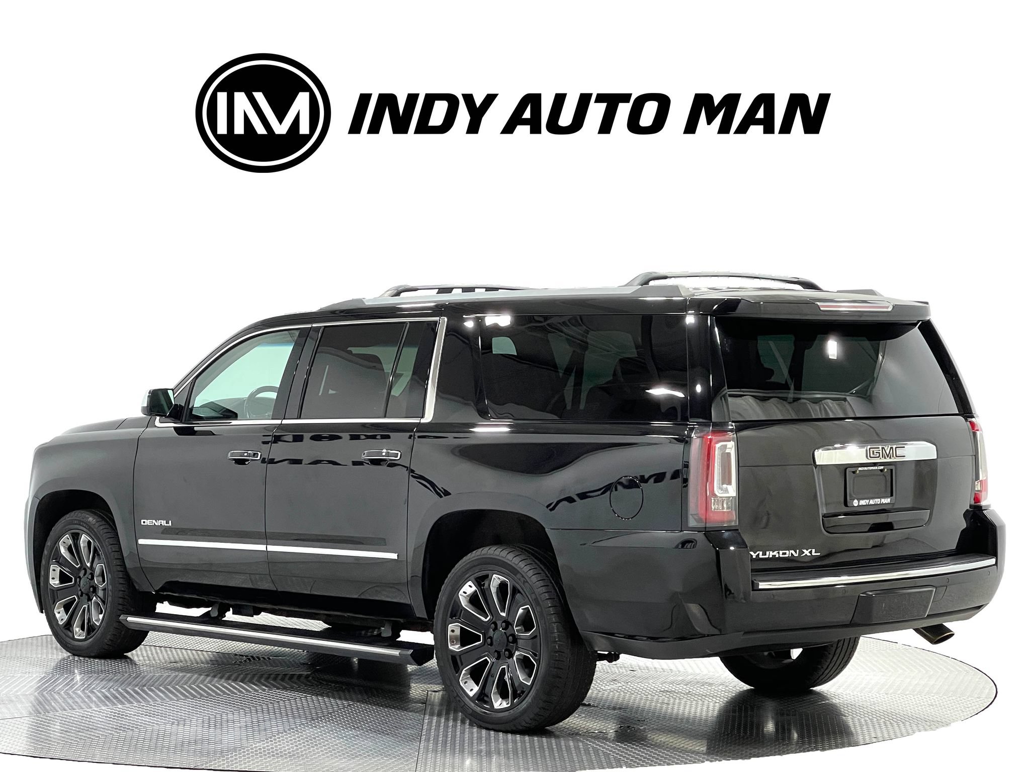 Used 2020 GMC Yukon XL Denali w/ Denali Ultimate Package AWD/4WD image 6