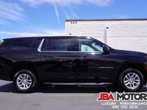 Used 2025 Chevrolet Suburban LT RWD image 13
