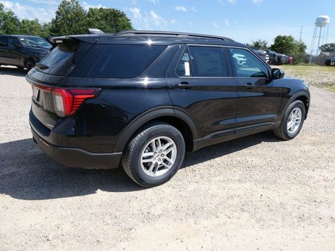 New 2026 Ford Explorer Active AWD/4WD image 6