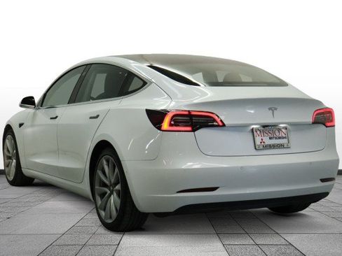 Used 2018 Tesla Model 3 Long Range RWD image 5