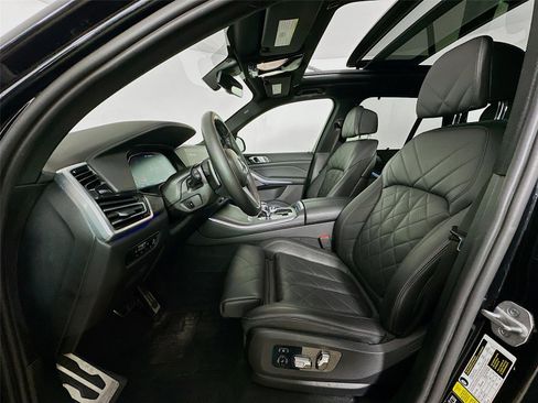 Certified 2023 BMW X5 M50i w/ Executive Package image 22