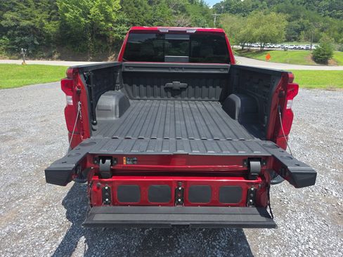 Used 2022 Chevrolet Silverado 1500 LTZ AWD/4WD image 26