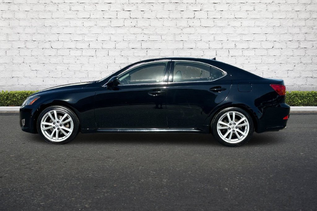 Used 2007 Lexus IS 250 RWD image 7