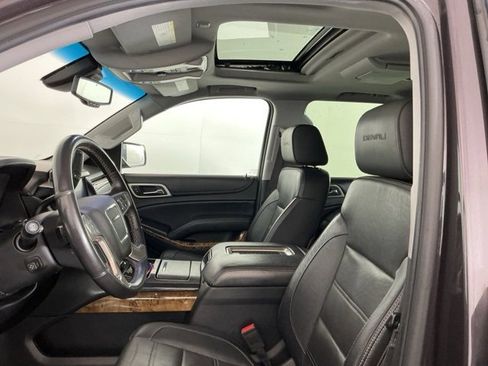 Used 2015 GMC Yukon Denali image 13