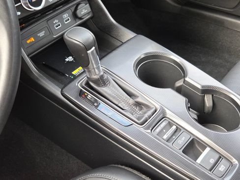 Certified 2024 Honda Civic Touring image 39