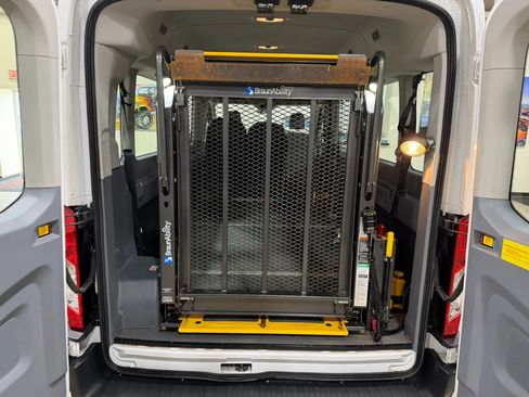 Used 2015 Ford Transit 350 XL RWD image 43