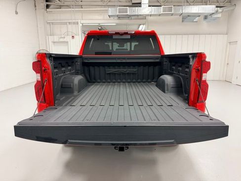 Certified 2024 Chevrolet Silverado 1500 ZR2 w/ Technology Package image 27