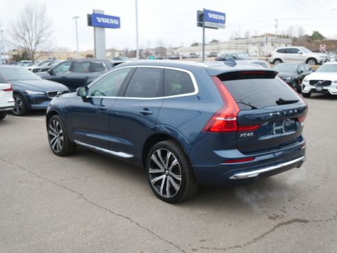 Used 2023 Volvo XC60 T8 Ultimate w/ Climate Package image 5