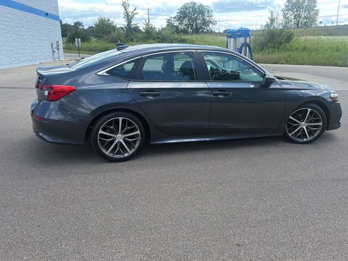Used 2023 Honda Civic Touring image 7