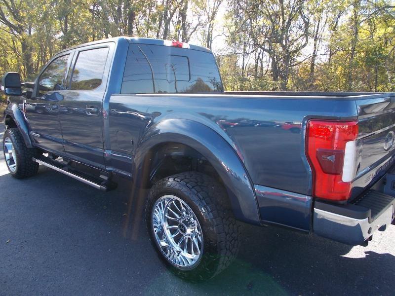 Used 2017 Ford F250 Lariat w/ Lariat Ultimate Package AWD/4WD image 5