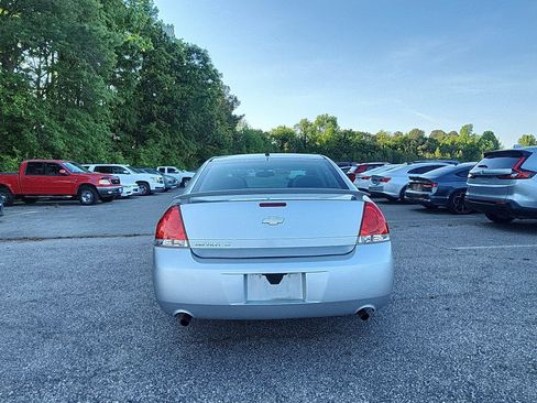 Used 2013 Chevrolet Impala LT w/ LT Sunroof Package FWD image 4
