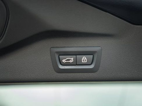 Used 2020 BMW X7 xDrive40i w/ Cold Weather Package AWD/4WD image 16