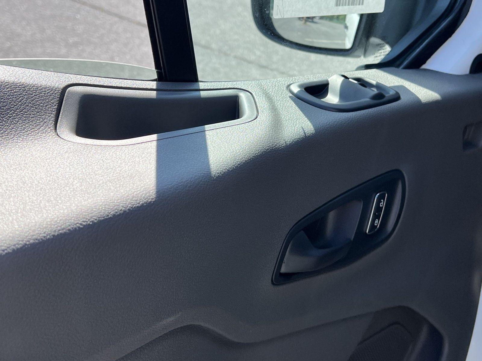 New 2027 Ford Transit 250 148 Medium Roof w/ Load Area Protection Package RWD image 14