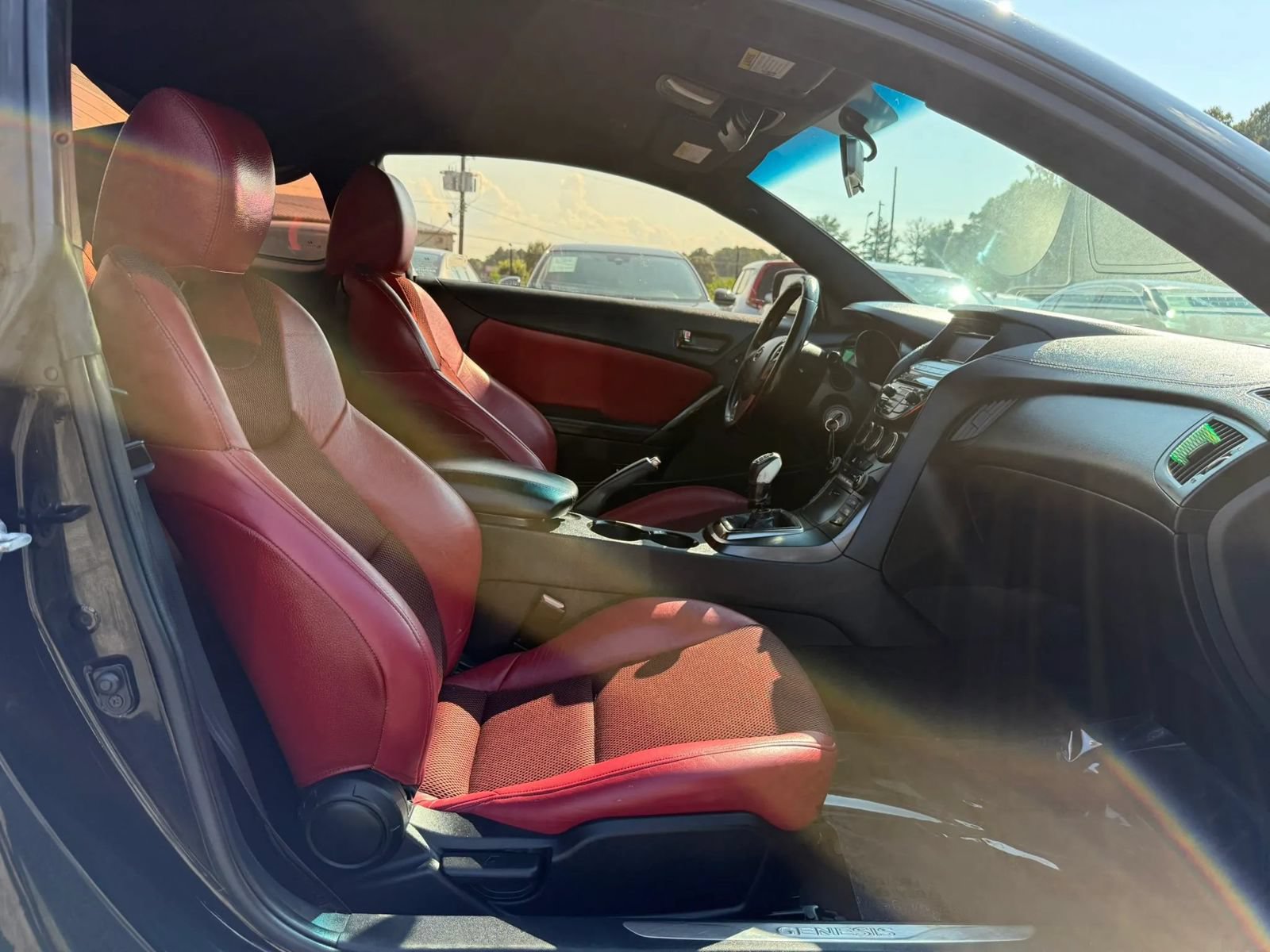 Used 2013 Hyundai Genesis 2.0T RWD image 10