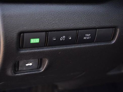 Certified 2022 Nissan Sentra SV image 11