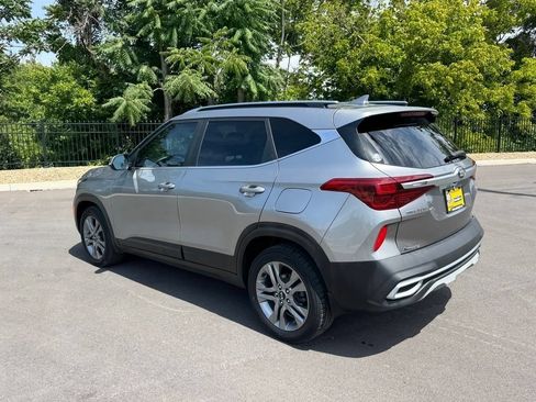 Used 2021 Kia Seltos S FWD image 4