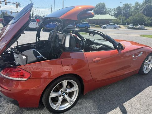 Used 2014 BMW Z4 sDrive28i RWD image 11