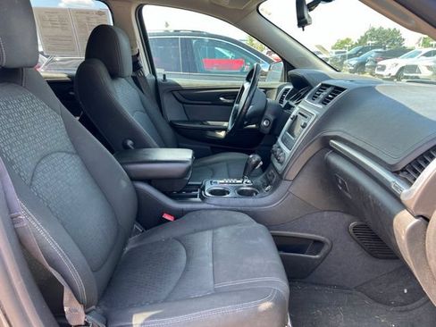 Used 2014 GMC Acadia SLE AWD/4WD image 7