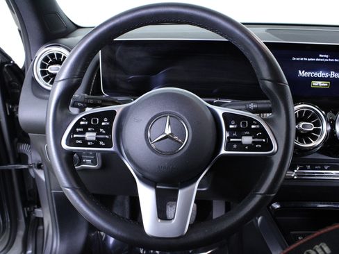 Used 2020 Mercedes-Benz GLB 250 4MATIC image 22