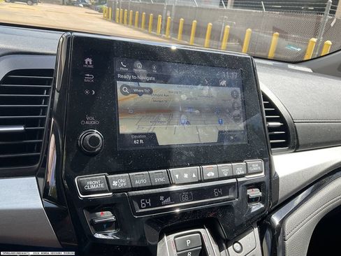 Used 2024 Honda Odyssey Touring image 16