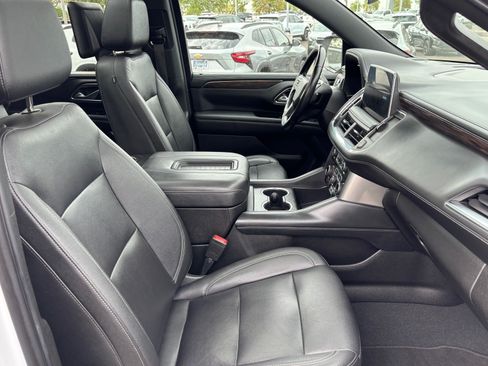 Used 2022 Chevrolet Suburban Z71 w/ Z71 Off-Road Package AWD/4WD image 33