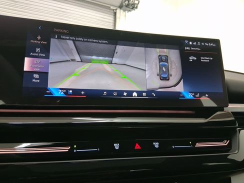 New 2026 BMW 530i w/ Premium Package image 24