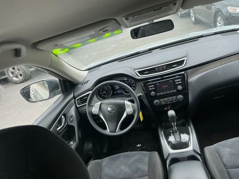Used 2015 Nissan Rogue S AWD/4WD image 20