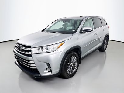 Used 2019 Toyota Highlander XLE w/ Protection Package #3