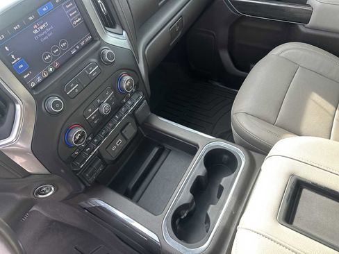 Used 2019 Chevrolet Silverado 1500 LTZ w/ LTZ Plus Package image 21