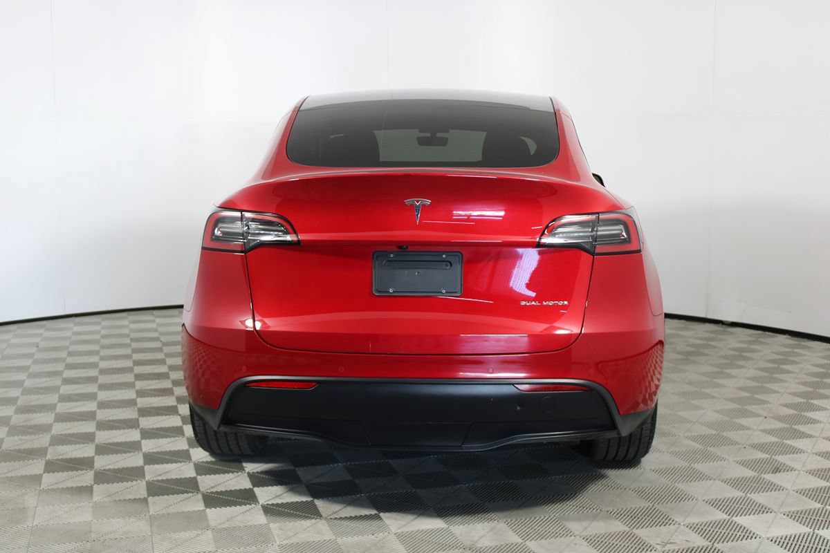 Used 2022 Tesla Model Y Long Range AWD/4WD image 7