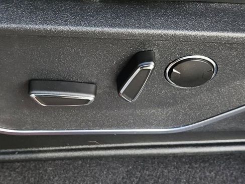 Used 2023 Ford F150 Raptor w/ Blue Interior Package image 33