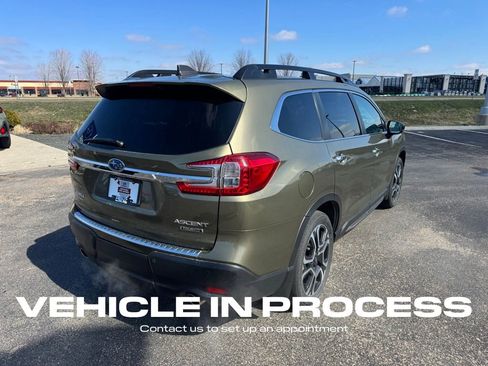 Used 2024 Subaru Ascent Touring image 3